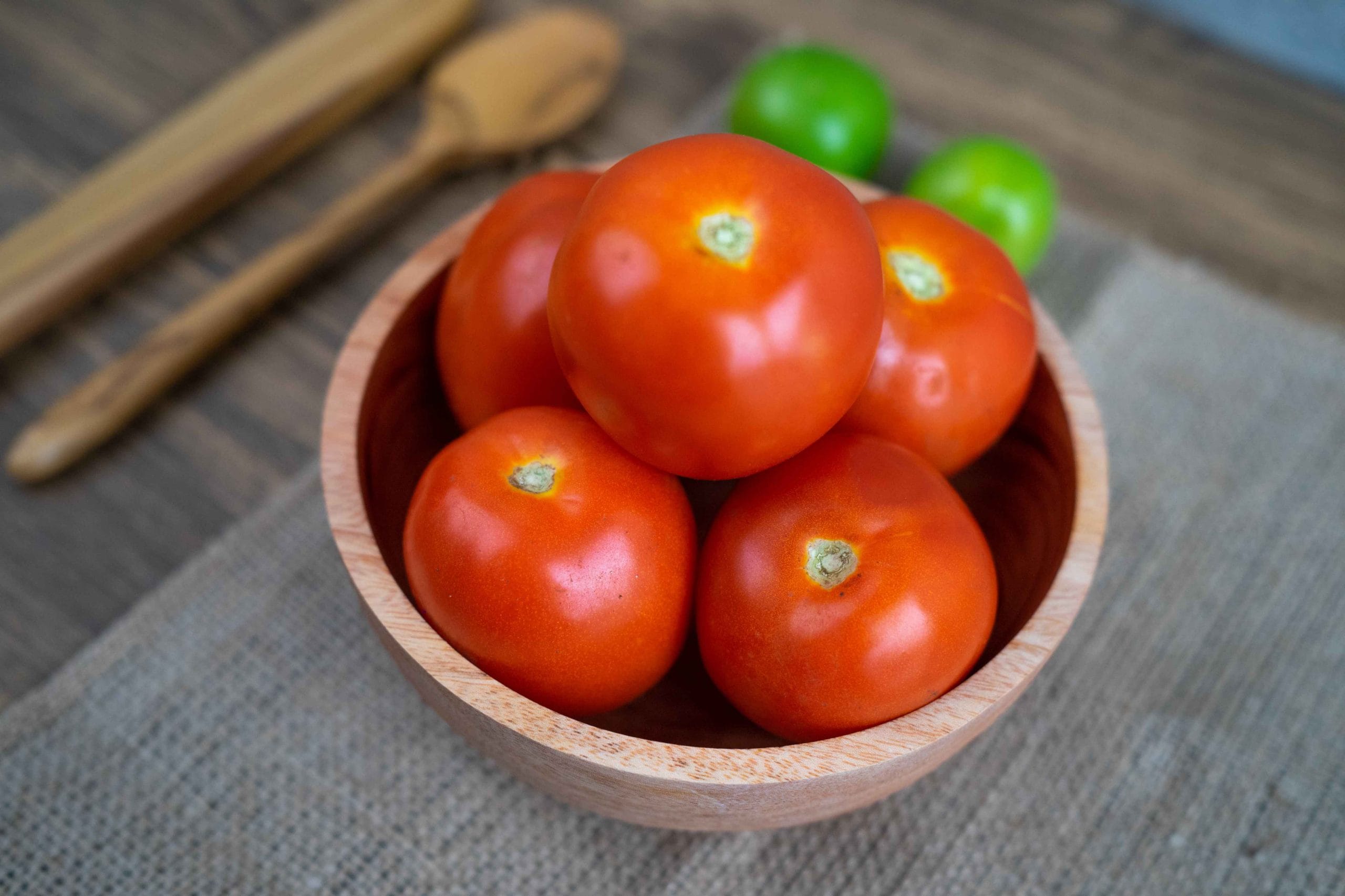 Manfaat Tomat untuk Diet: Rahasia Superfood yang Bantu Turunkan Berat Badan! 1 Manfaat Tomat untuk Diet