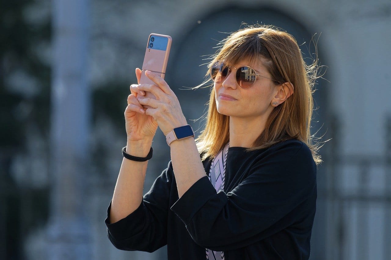Ini Fitur Baru Whatsapp, Ubah Foto Selfie Jadi Stiker Yang Super Keren! 1 fitur baru WhatsApp