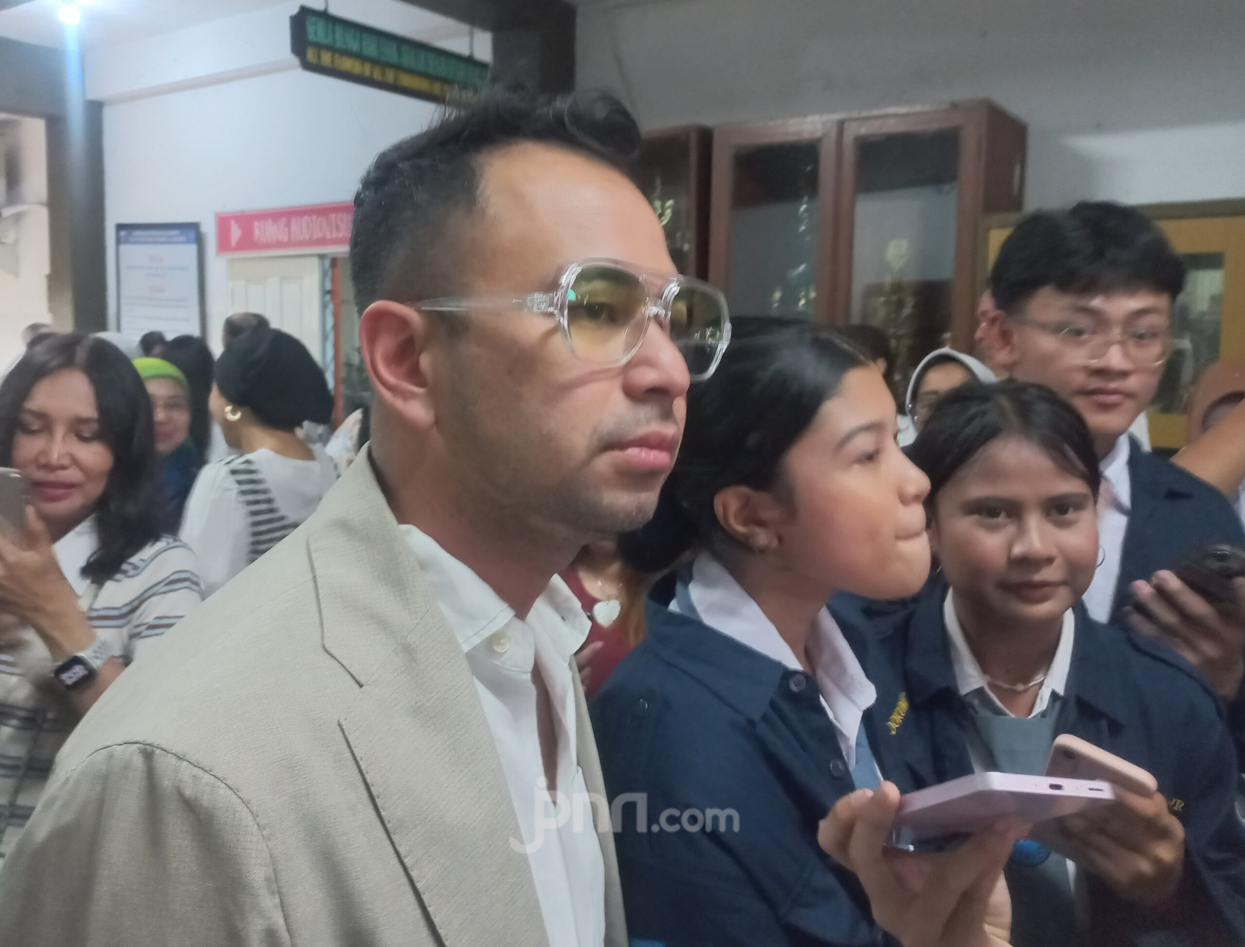 Jenis-Jenis Warna Pink, Mulai dari Baby Pink hingga Fuchia 22